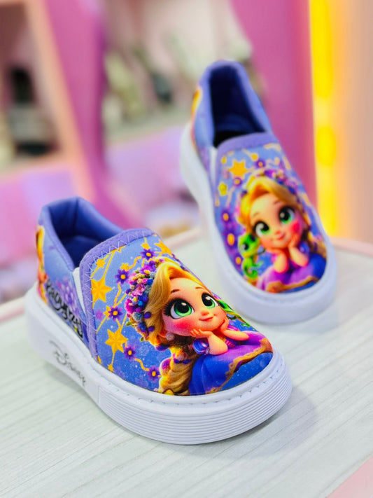 VANS DE PERSONAJES PARA NIÑOS